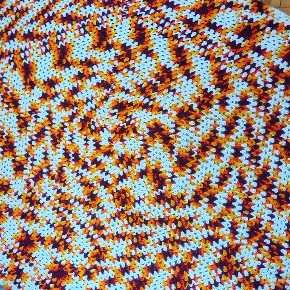 Vintage Hexagon Handmade Blanket - Picture 3 of 5